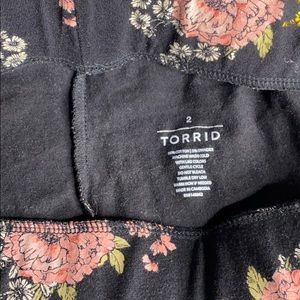 TORRID black and floral leggings!